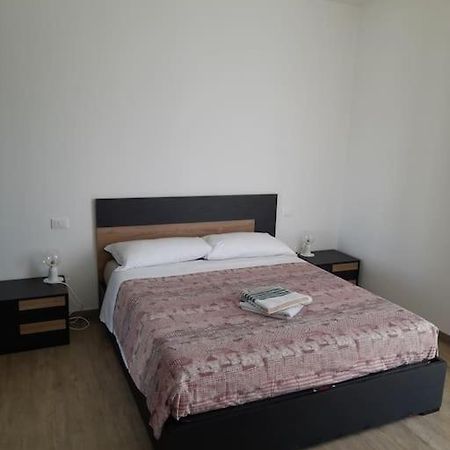 Casa Vacanza "Aurora" Costa Volpino Ngoại thất bức ảnh