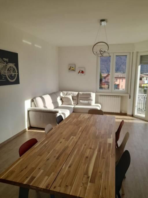 Casa Vacanza "Aurora" Costa Volpino Ngoại thất bức ảnh
