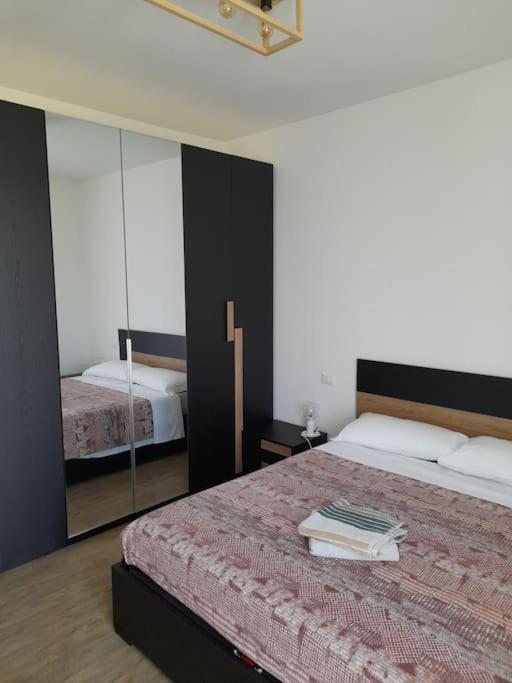 Casa Vacanza "Aurora" Costa Volpino Ngoại thất bức ảnh